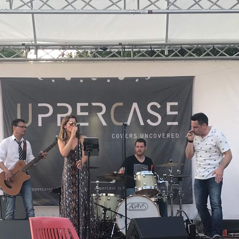 Zaterdag 22 Juni 2019 - UpperCase Coverband Live On Stage